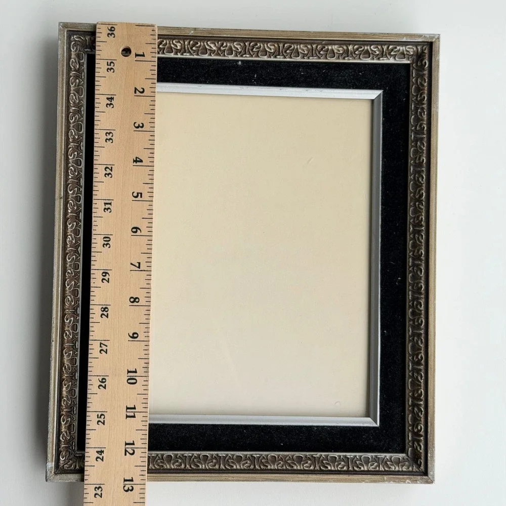 Vintage Ornate Picture Frame 8x10 Gold Black Velvet Baroque Style‎ Old World